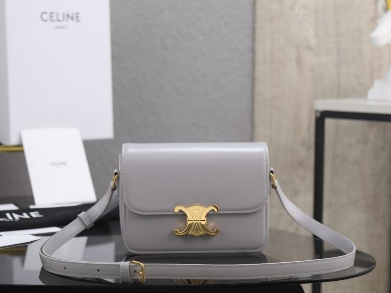 Ce1i*e triomphe bags